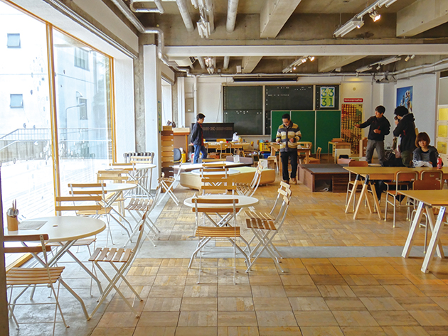 地方でも100人規模のセミナーを開き、稼いでいくための方法を語るDVDセット [DVD] 終了  有料イベント100名以上集客成功実績100%！SNS集客大解剖