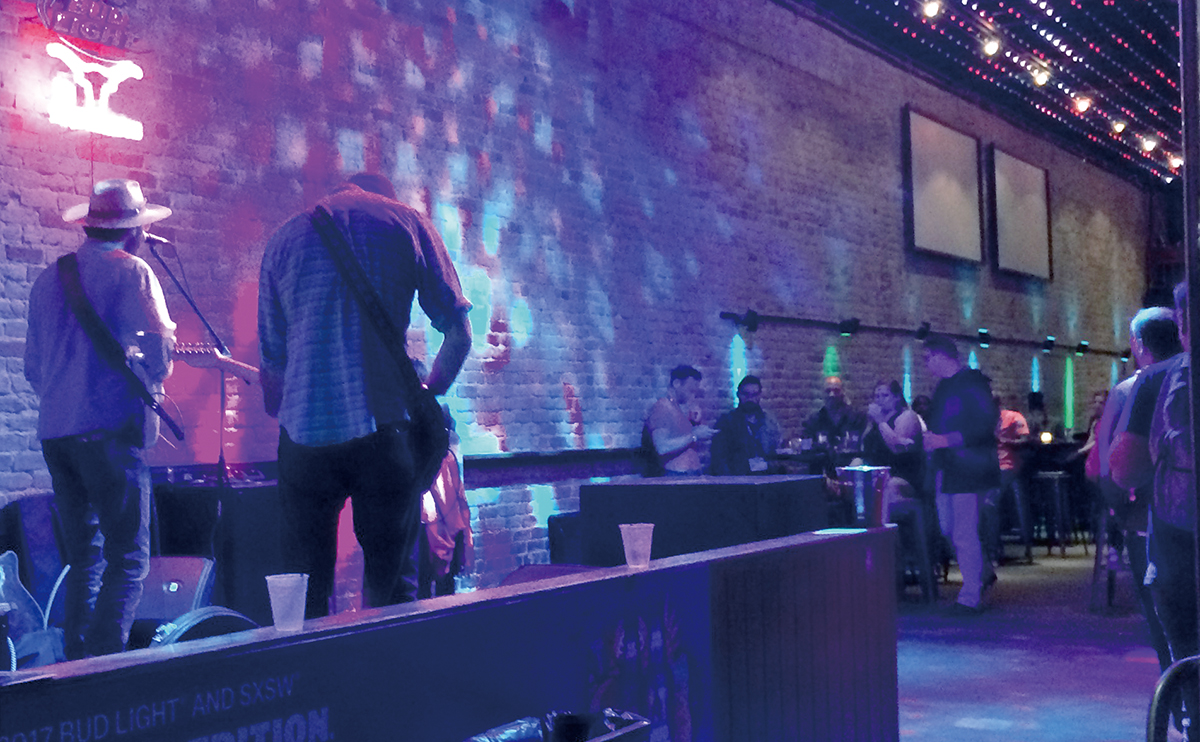 ナイトタイムエコノミー活性化のカギは？ 「夜の経済」の行方 | 2018年5月号 | 事業構想オンライン