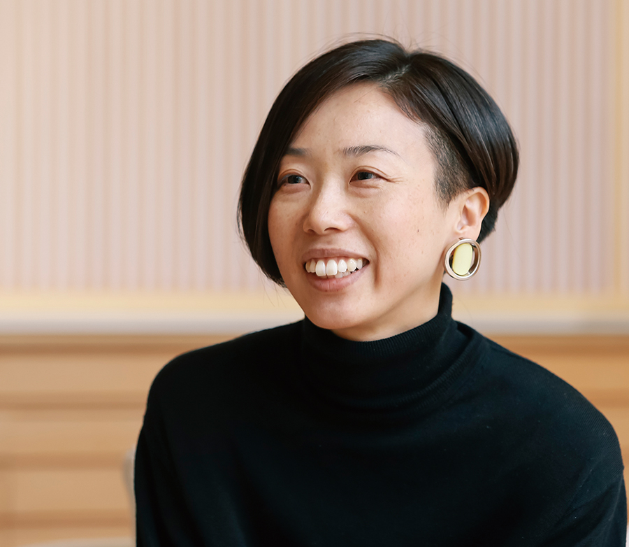 額装品/Public conVENience/田端　綾子 /束芋 Amazon｜ポスター 田端 綾子/束芋 Public conVENience 額装品 ウッド