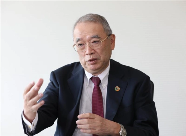 「どのような国、企業とパートナーを組んで国際標準化をしていくかが非常に大きなポイント」と語る遠藤信博さん