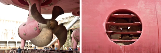 船底後方のアジマス推進器（左）と船首近くのバウスラスター（ともにJOGMECのホームページから）