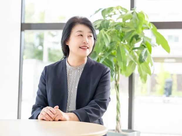 コスメディ製薬　権 英淑社長