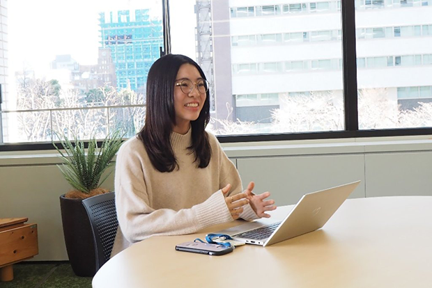 ヨガ、山登り、ライブ参戦とリフレッシュ方法をたくさん持っている栂さん。「仕事を離れて、目の前にあることだけに夢中になれる時間を確保するのが大事で、リフレッシュになります」