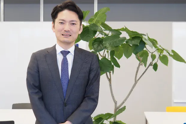 三浦 洵一郎：資源エネルギー庁 資源・燃料部 燃料環境適合利用推進課（カーボンマネジメント課）。CCSやCCUの社会実装・普及拡大に関する業務に携わる。