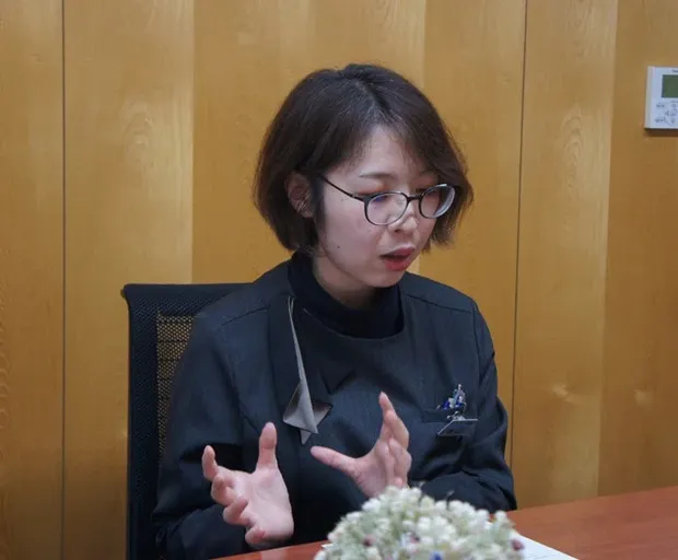 業務部　豊田さん
