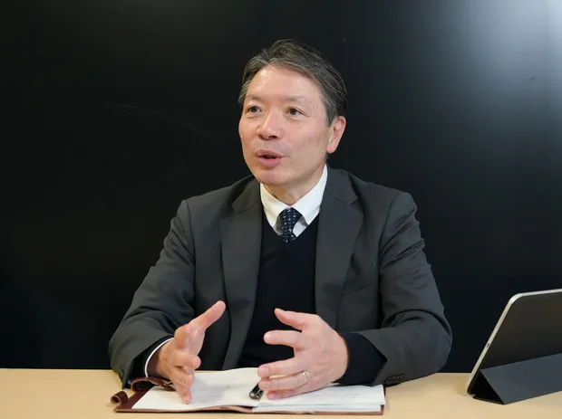 入江直彦（いりえ・なおひこ）　日立製作所インフラ制御システム事業部シニアストラテジスト。中央研究所企画室長などを経て2022年から現職。同社のDX、GXに関するイノベーションをリードしている。RRI WG1共同主査、デジタルエコシステム官民協議会企画運営委員、電子情報技術産業協会（JEITA）デジタルエコシステム検討会準備会主査も務めている