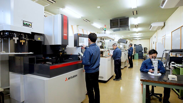 狭山金型製作所の様子