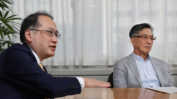 野原諭局長と齊藤裕理事長の対談風景