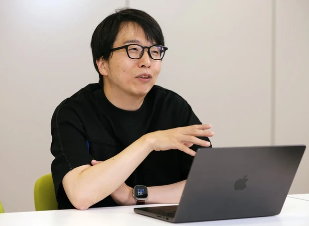 曾川景介（そがわ・けいすけ）＝newmo共同創業者、最高技術責任者（CTO）。京都大大学院在学中にIPA未踏事業で採択される。2011年に渡米、2013年に設立した米スタートアップでクレジットカード決済のサービス基盤を開発。帰国後は「LINE Pay」「メルペイ」の開発を主導。メルカリ執行役員CISO（最高情報セキュリティ責任者）などを経て、2024年1月から現職。