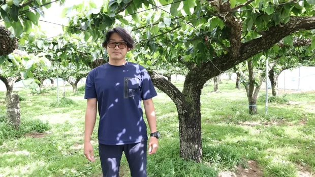 梨農家の塚田祐貴さん
