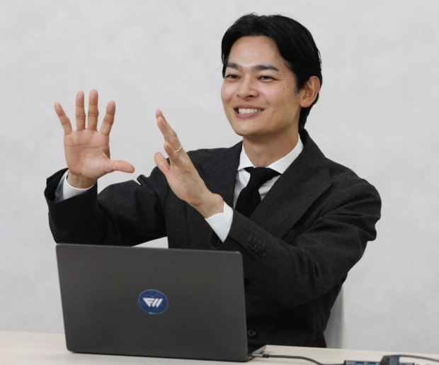 「フライウィール」の横山直⼈CEO 