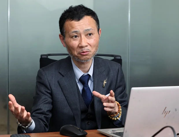 データマネジメントの重要性について話す大西浩史社長