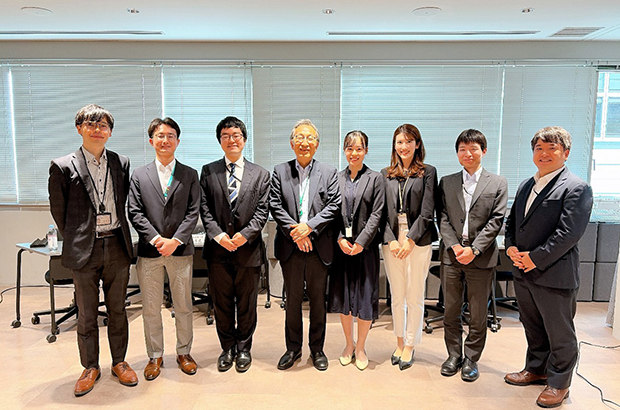 大野英男経済産業省科学技術顧問と省内博士人材による意見交換会