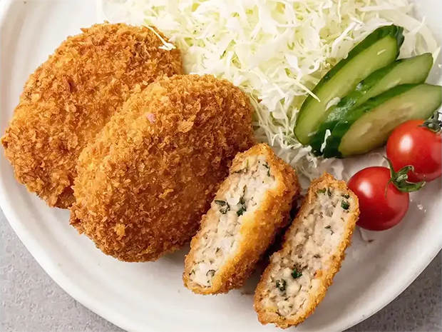 新たに販売を開始した「大葉メンチカツ」
