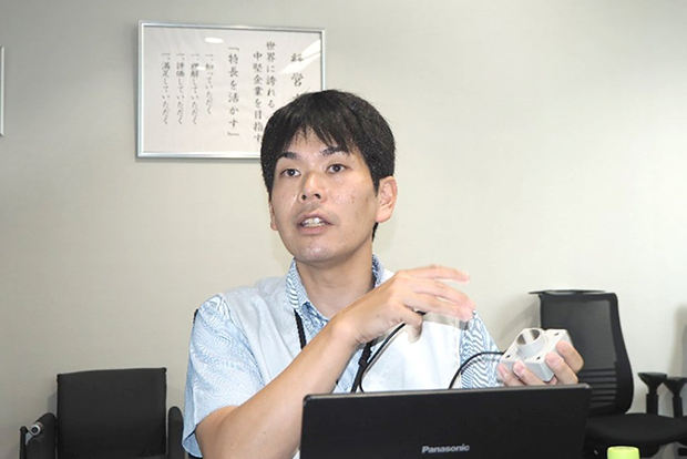 「プラスチックで世の中を盛り上げ、社会の課題を解決していきたい」と話す宗形代表