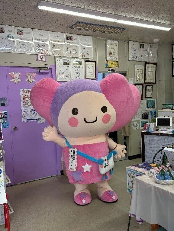 オリジナルキャラクターのシュガラブちゃん